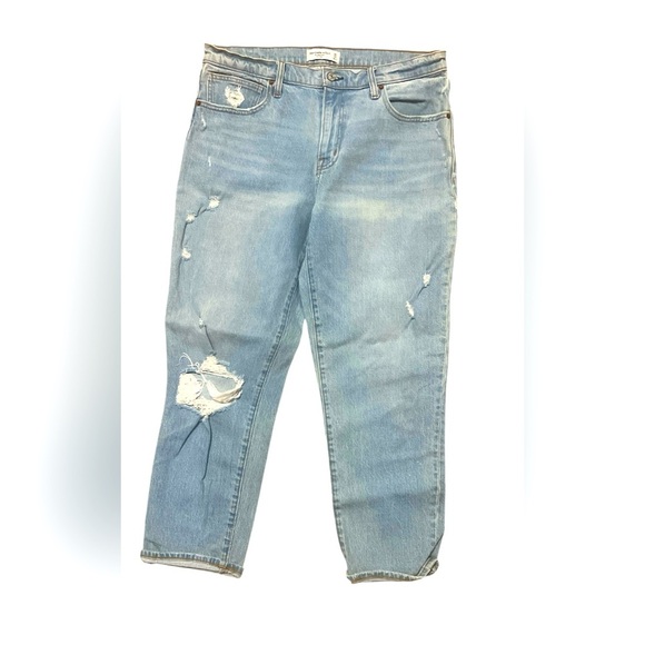 Trendy Light Blue Boyfriend mid rise 👖Jeans - Picture 2 of 5